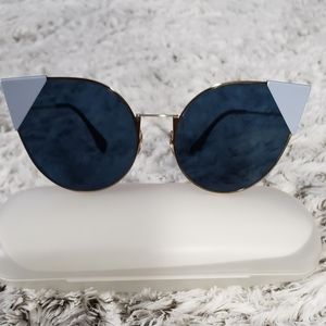 Delicate gorgeous sunglasses